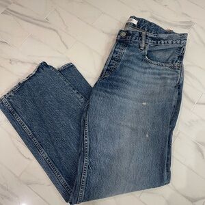 Moussy Vintage Button Front Loose Fitting Jeans. Size 29